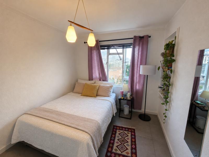 2 Bedroom Property for Sale in Sea Point Western Cape